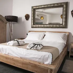 Seven Maze Charming House 2*, Bari Italien